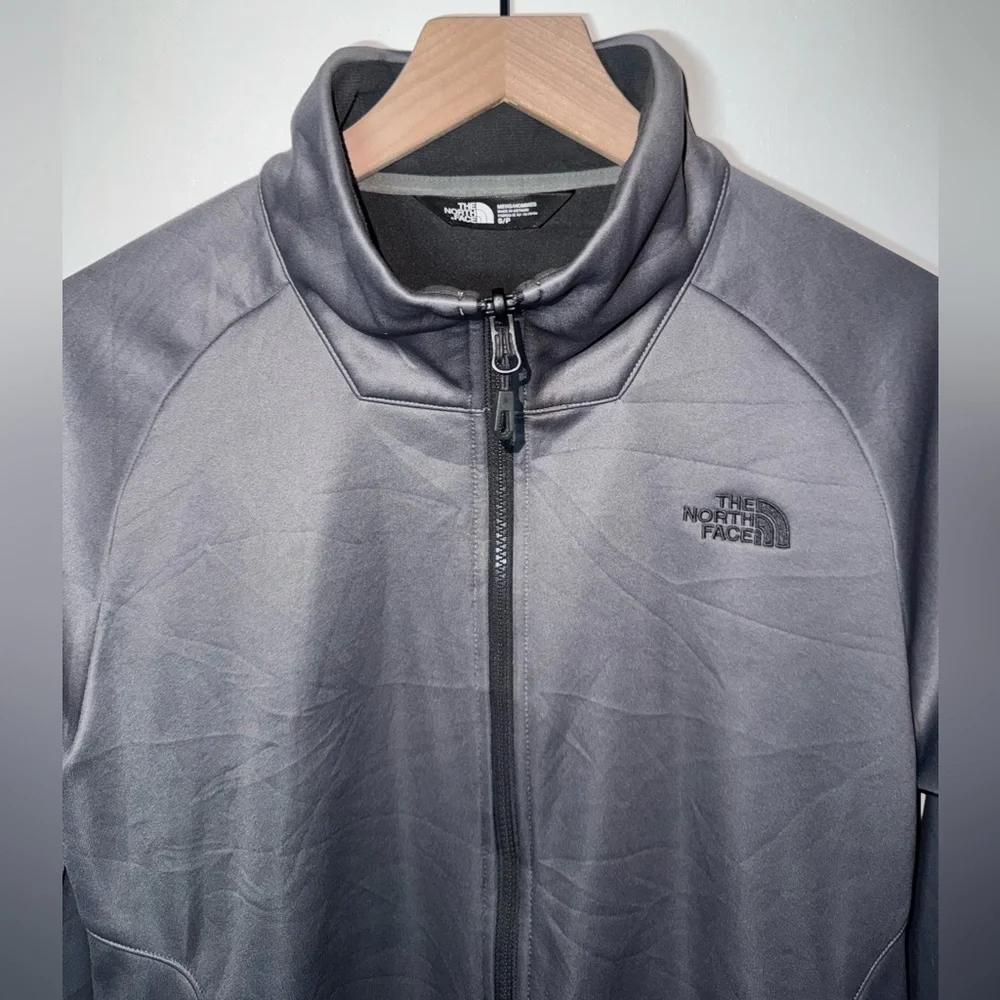 The North Face Men’s Zip Up Collared Jacket Size Small Shiny Grey Polyester